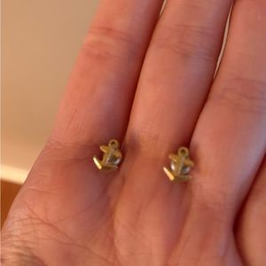 Tiny anchor earrings